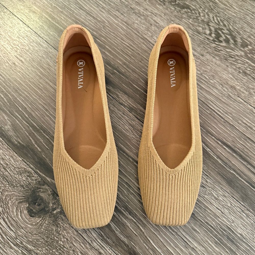 VIVAIA Women's Knit Square-Toe Flats in Beige